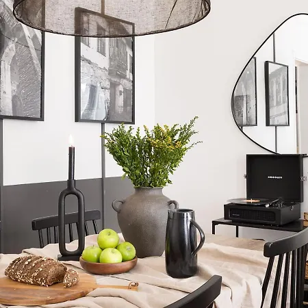 Taillon - 2 A Trocadero